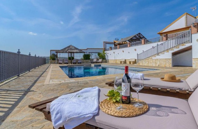 Casa El Mirador Iznajar by Ruralidays