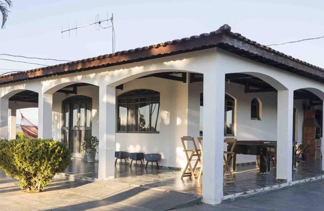 Casa em Bueno Brandao com Vista e Area de Lazer