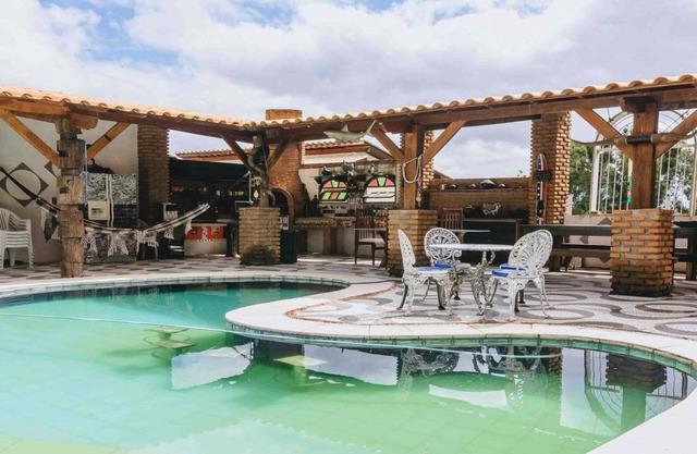 Casa em Gravata com Piscina e Lareira