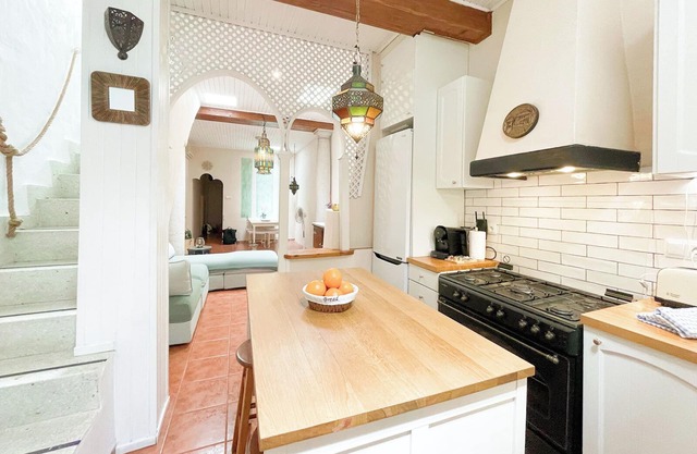 Casa Estilo Oriental a 6,5 km de la Playa