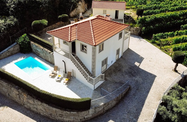 Casa Fundevila Celorico de Basto by AloTur