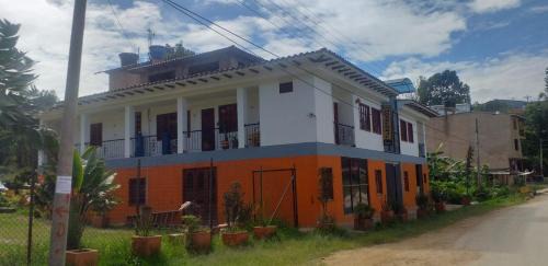 Casa hospedaje la quebradita