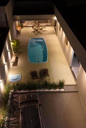 casa inteira com 3 suites e área de lazer