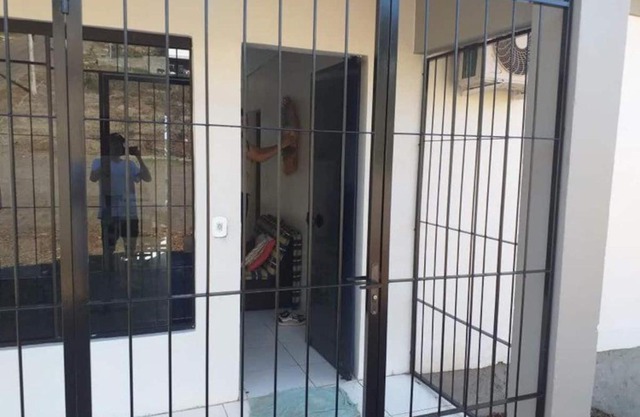 Casa inteira de esquina com vista para o cristo