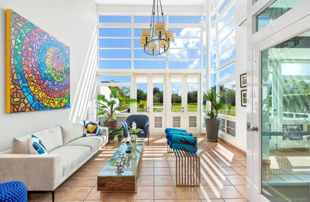 Casa Iris | Vibrant & spacious family villa in Dorado!