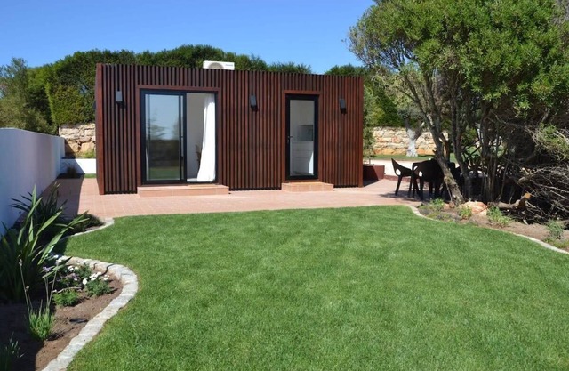 Casa Kube - great place for 2 in Sagres!