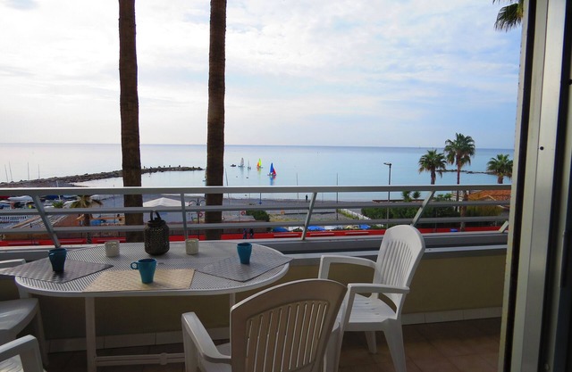 Casa Lea - one bedroom apartment with terrace overlooking the sea