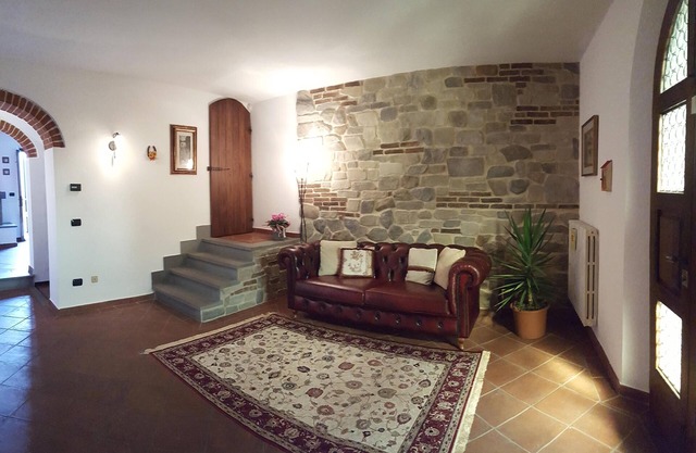 Casa Leonardo in the Tuscan countryside near Florence Prato and Pistoia
