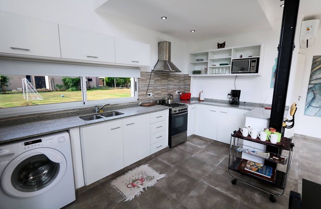 Casa Los Ángeles en Roldán with Filet and Canchita de Fútbol