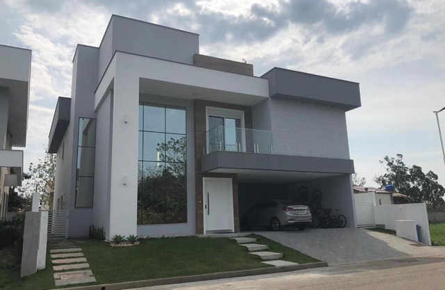 Casa Luxo com piscina a 500 metros da praia