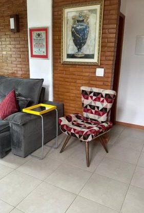 Casa luxuosa em Tingua