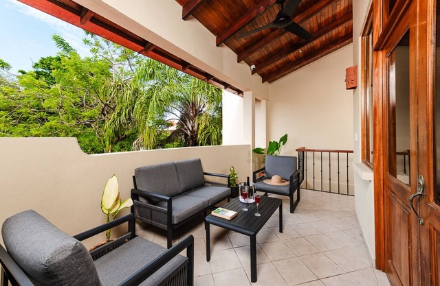 Casa Markai newly remodeled 2bd modern apartment