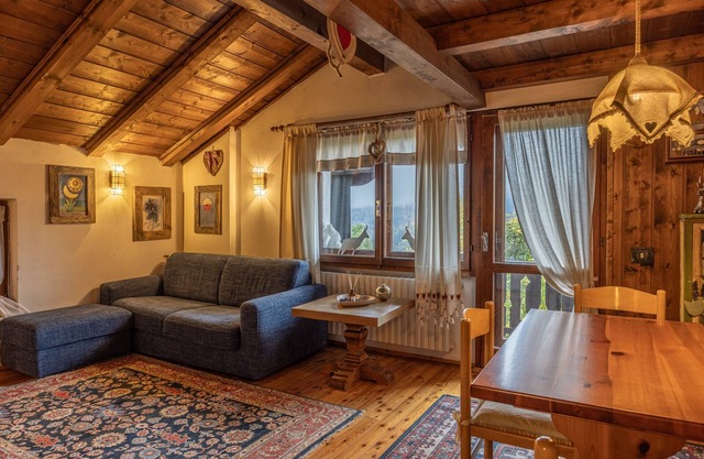 Casa Mary, panoramic attic in S. Vito di Cadore
