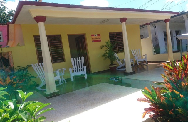 Casa Mery Echavarría y Estelo