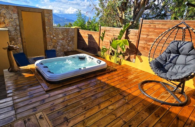 Casa Milesa House: SPA, quiet, 12 min from the sea, private parking