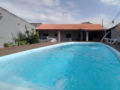 CASA NA PRAIA ITANHAEM para 10 pessoas com total conforto