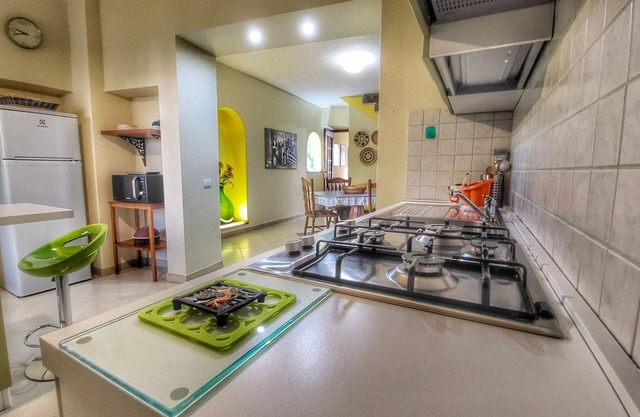 Casa Nina a 10 Minuti Dalla Spiaggia, con Cortile Privato