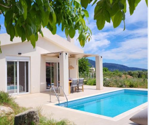 Casa O' - Moderne Villa mit großer Terrasse und privatem Swimmingpool