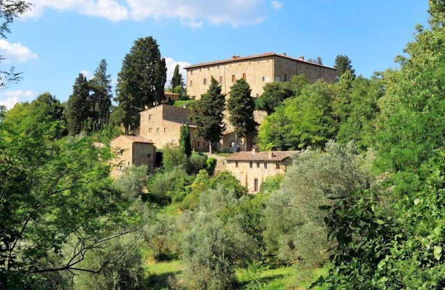 Casa Poggio - Four Bedroom Villa, Sleeps 12