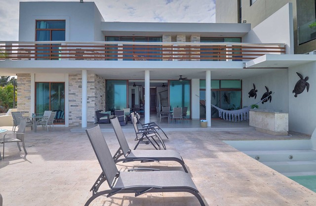 Casa Puerto Paraiso - Yucatan Home Rentals