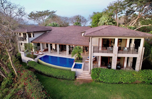 Casa Puma. Your Dream Costa Rica Vacation Starts Here. 5-Bedroom Home.