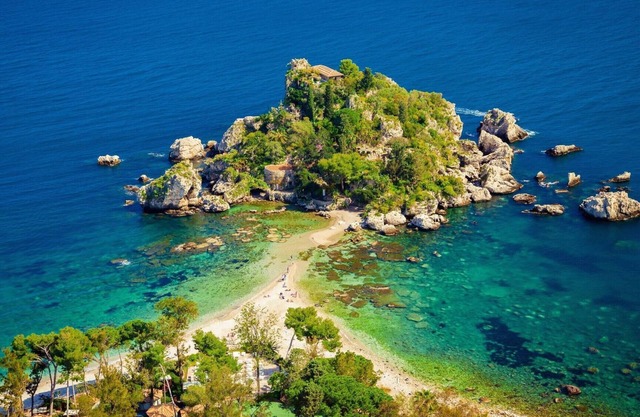 Casa Relax in Gaggi where you can have fun but also relax