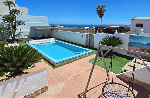 Casa Roja (3) - Quiet complex with salt water pool, Boule, Centre Tias