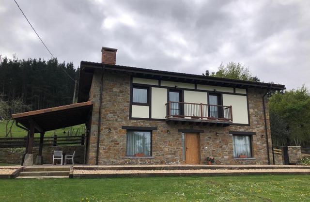 Casa Rural Launtzin Landetxea