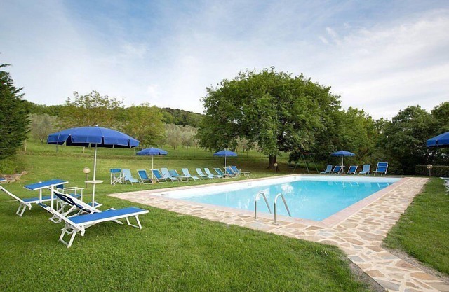 Casa Salvia A: An apartment in the characteristic style of the Tuscan countryside, with Free WI-FI.