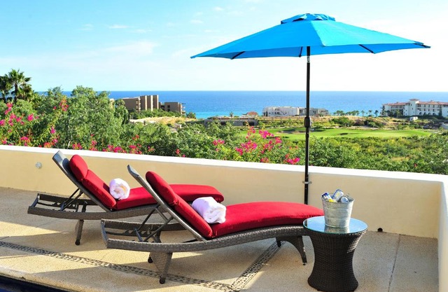Casa Susana - Breathtaking Oceanview with Private pool & Beach Club access. Located at Puerto Los Cabos Golf course.