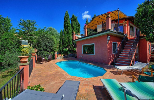 Casa Vania - Exclusive Villa for Rent with swimming pool near Florence, Tuscany