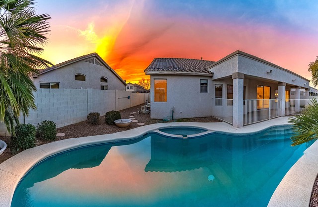 Casa with Private pool and views of Pusch Ridge in Oro Valley