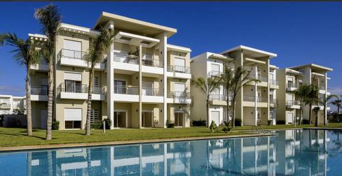 CASABAY Sidi Rahal, appartement avec accès direct à la piscine