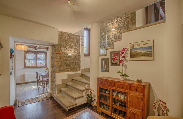 Casale pratoterra, independent farmhouse in the center of Bracciano