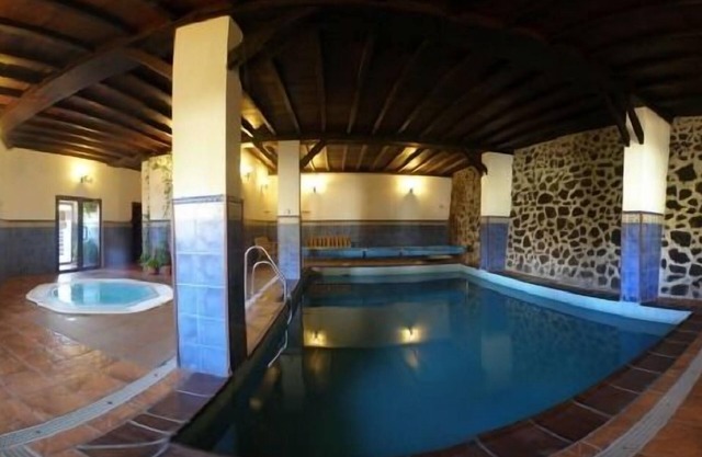 Casas Blancas country houses for 5 people