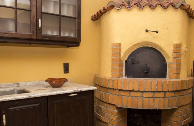 Casas Rurales Tio Mora for 26 people and 40 minutes from Madrid