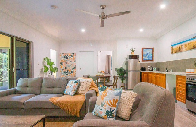 Cascade Lodge - Rainforest Retreat