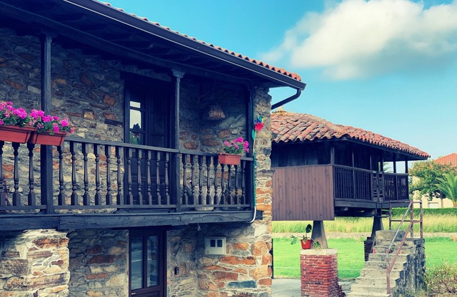 Caserío Albuerne