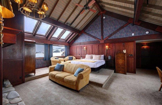 Casia Lodge and Ranch