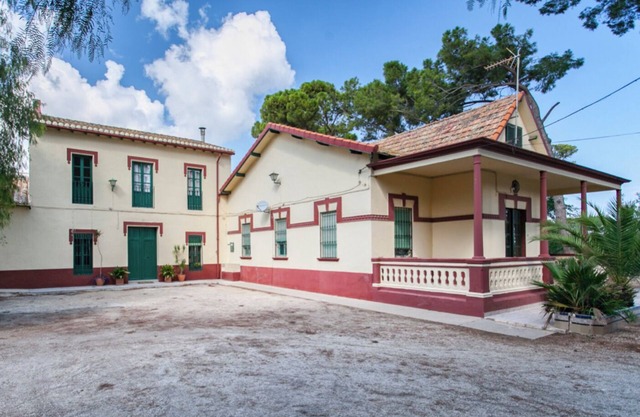 Casona Villa Paquita: Luxurious Villa of 10.000 m2 near the Mediterranean sea.