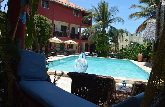 CASTELINHO RENTAL FOR EVENTS IN CANOA BEACH BROKEN.