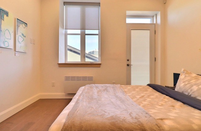 Castle Manor Unit 101 - More units available