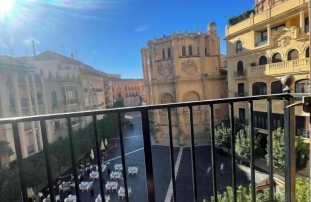 Catedral Plaza