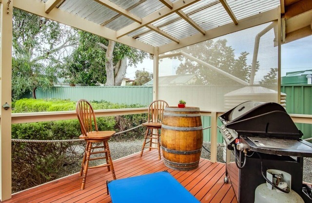 Cave Street Retreat - 38 Cave Street, Goolwa Beach