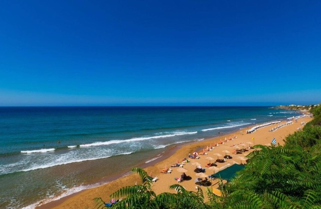 Ccb Ionian Suites by Bruskos