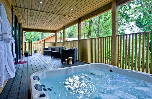 Cedar Lodge, South View Lodges, Exeter