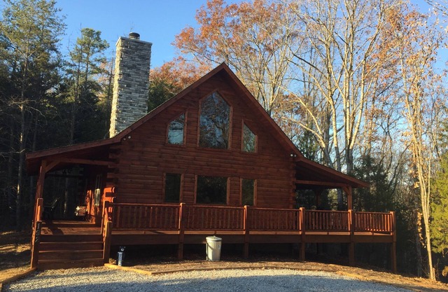 Cedar Ridge Lodge Near High Bridge Trail