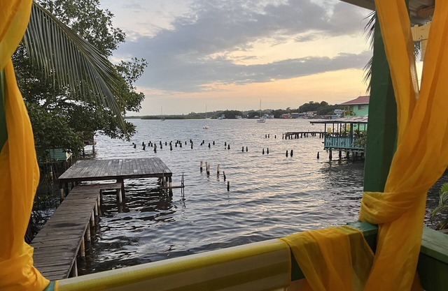 Cenobias’ Place, “Dream by the Bay” 15 min walking from down town Isla Colon