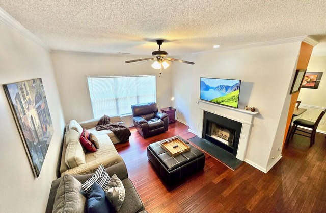 Central 2-bedroom Smyrna Condo