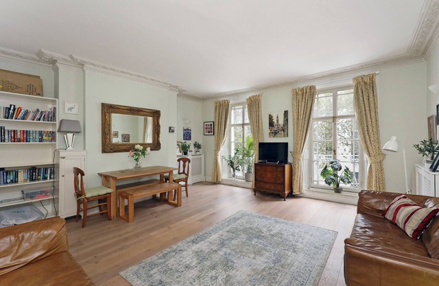Central Covent Garden Plus Peaceful Bedrooms